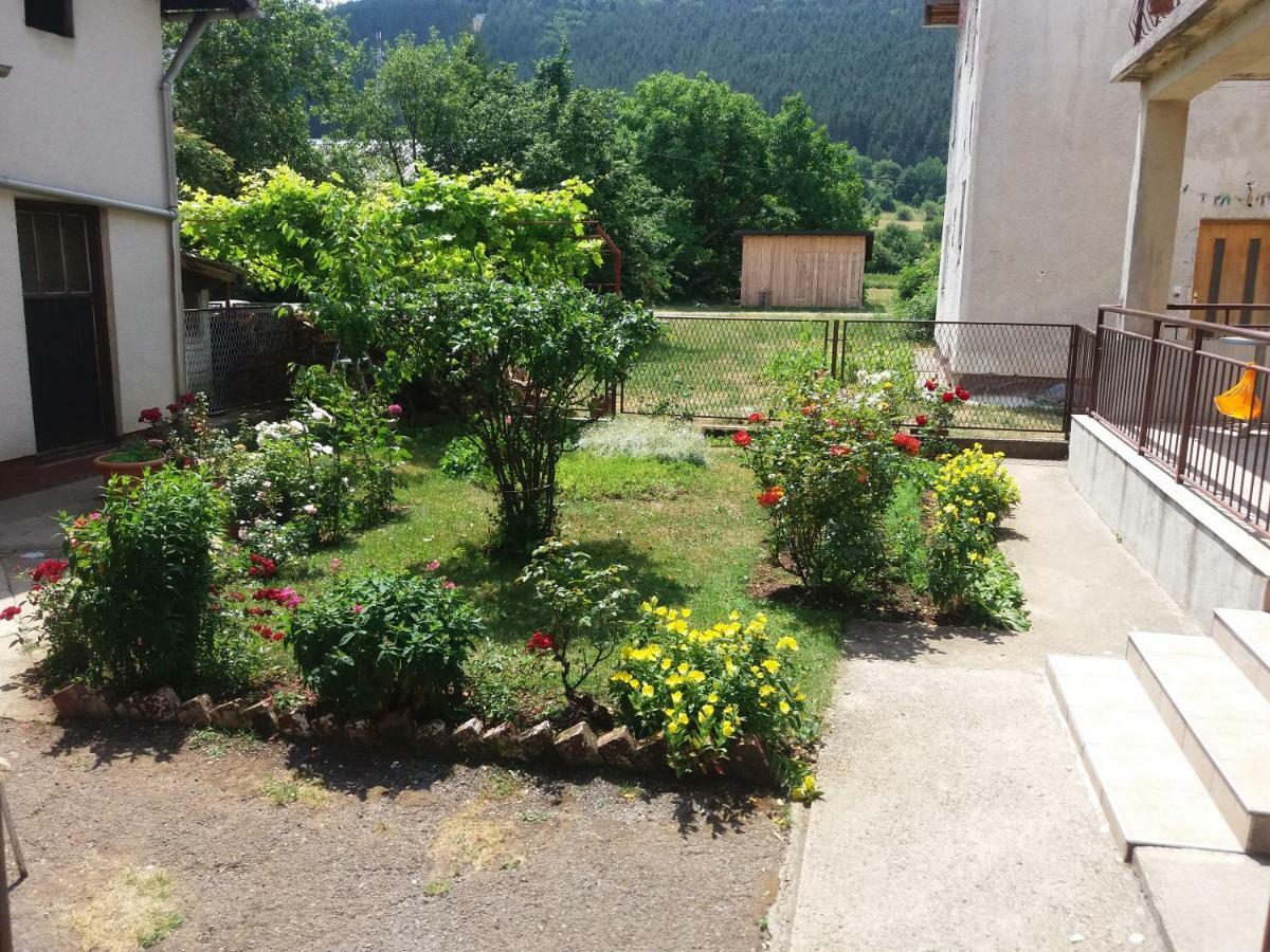 Apartment Hinic Vrhovine Extérieur photo
